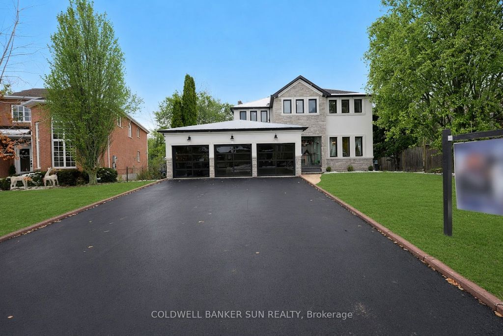 Photo of 34 Previn Court, New Tecumseth, ON L9R 1N8 (MLS # N13041178)