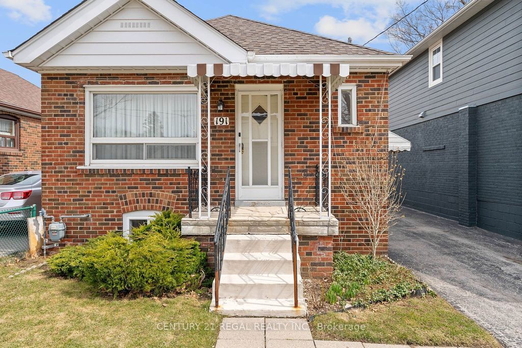 Photo of 191 Alderbrae Avenue, Toronto, ON M8W 4K4 (MLS # W12946016)