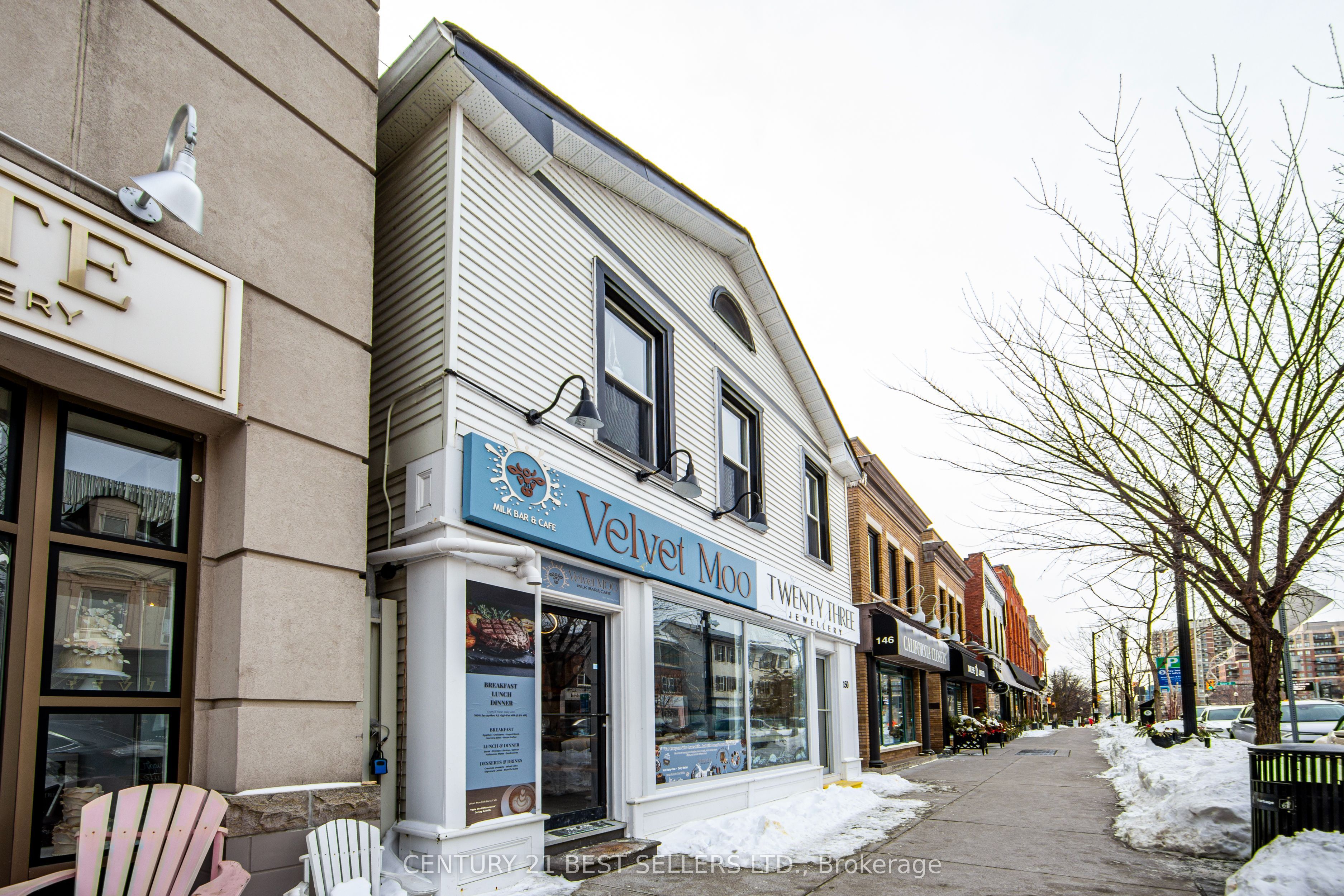 150 Lakeshore Road E