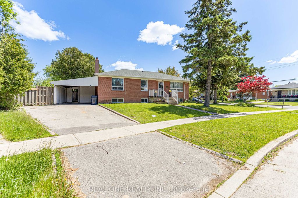 Photo of 1 Gilroy Drive, Toronto, ON M1P 1Z8 (MLS # E13217152)