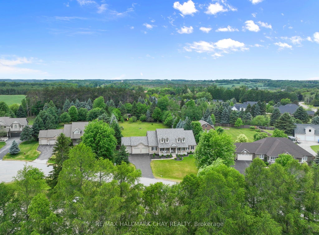 Photo of 30 Thomson Trail, Mulmur, ON L0N 1M0 (MLS # X13465000)