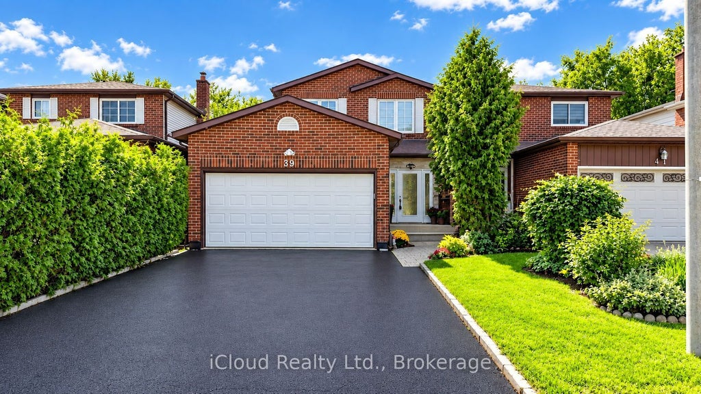 Photo of 39 Coventry Court, Richmond Hill, ON L4C 8B9 (MLS # N13806078)