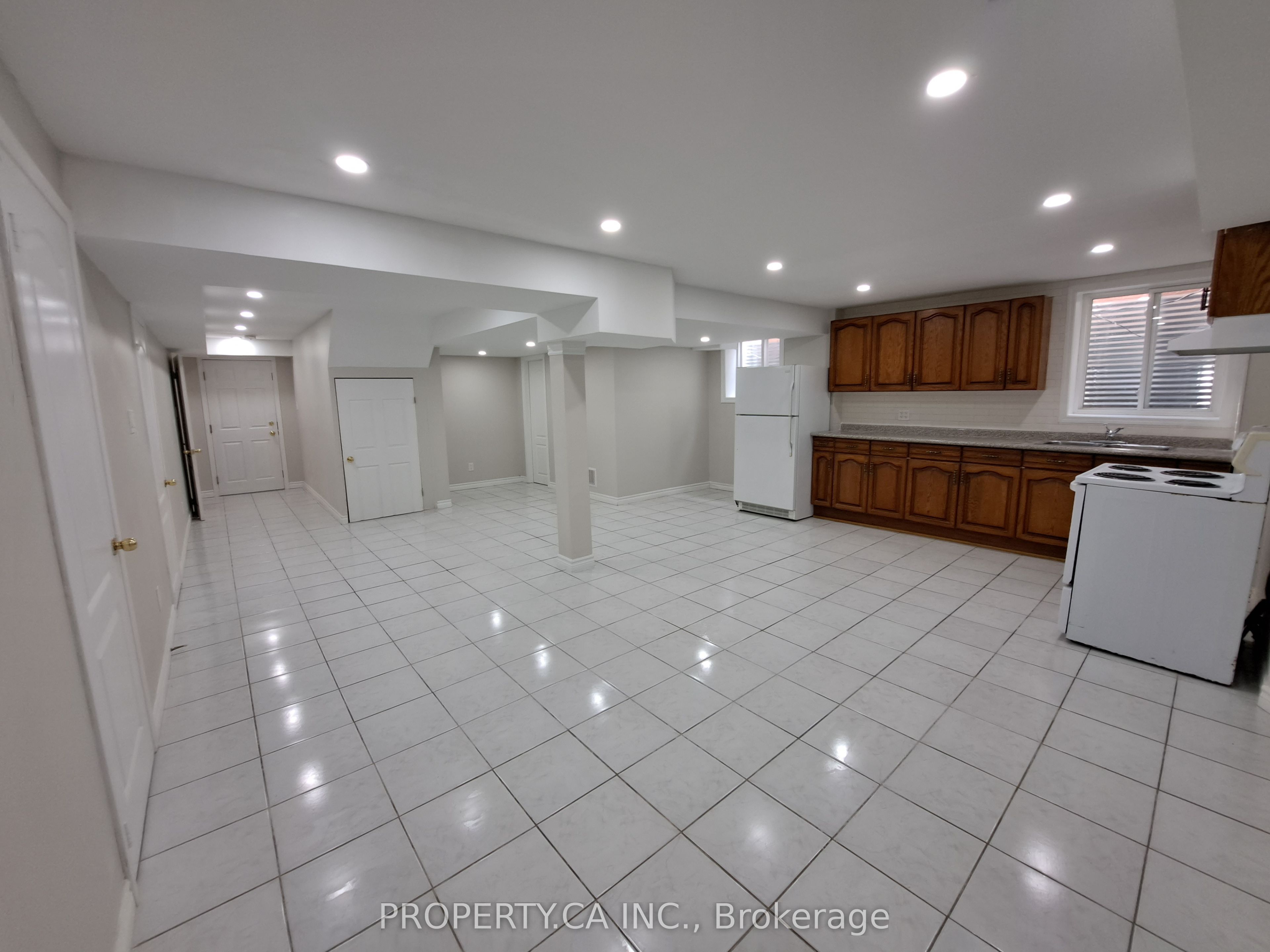 135 Sunny Meadow Boulevard Bsmt