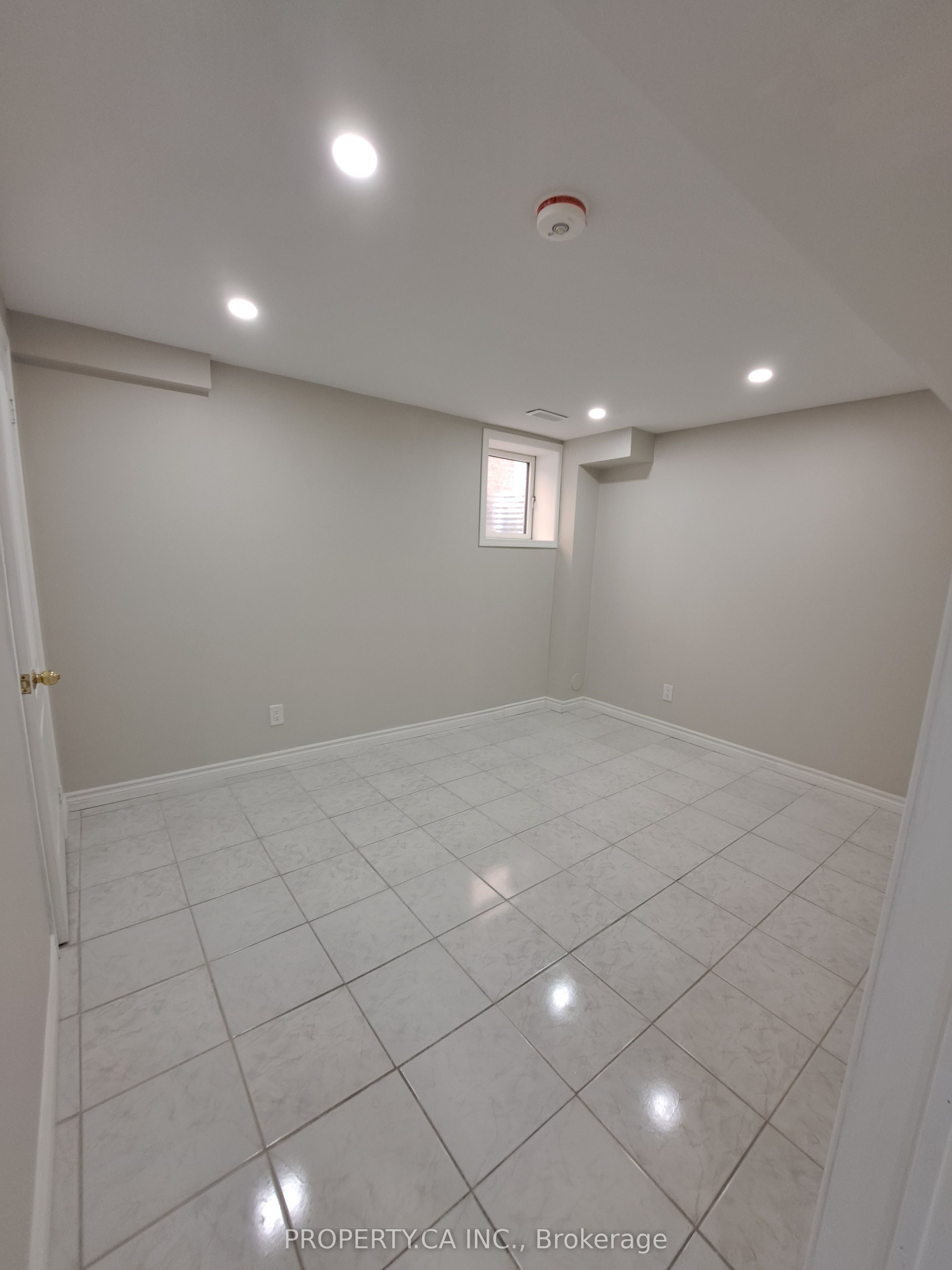 135 Sunny Meadow Boulevard Bsmt