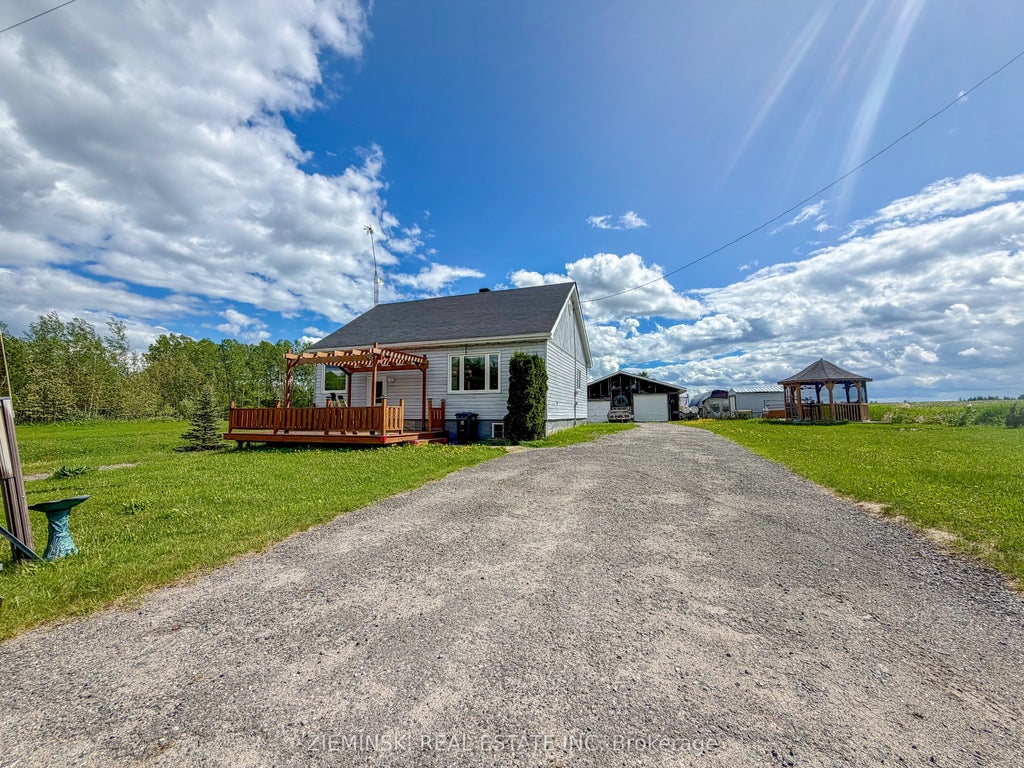 Photo of 1119 Oil Tank Road, Iroquois Falls, ON P0K 1G0 (MLS # T12529308)
