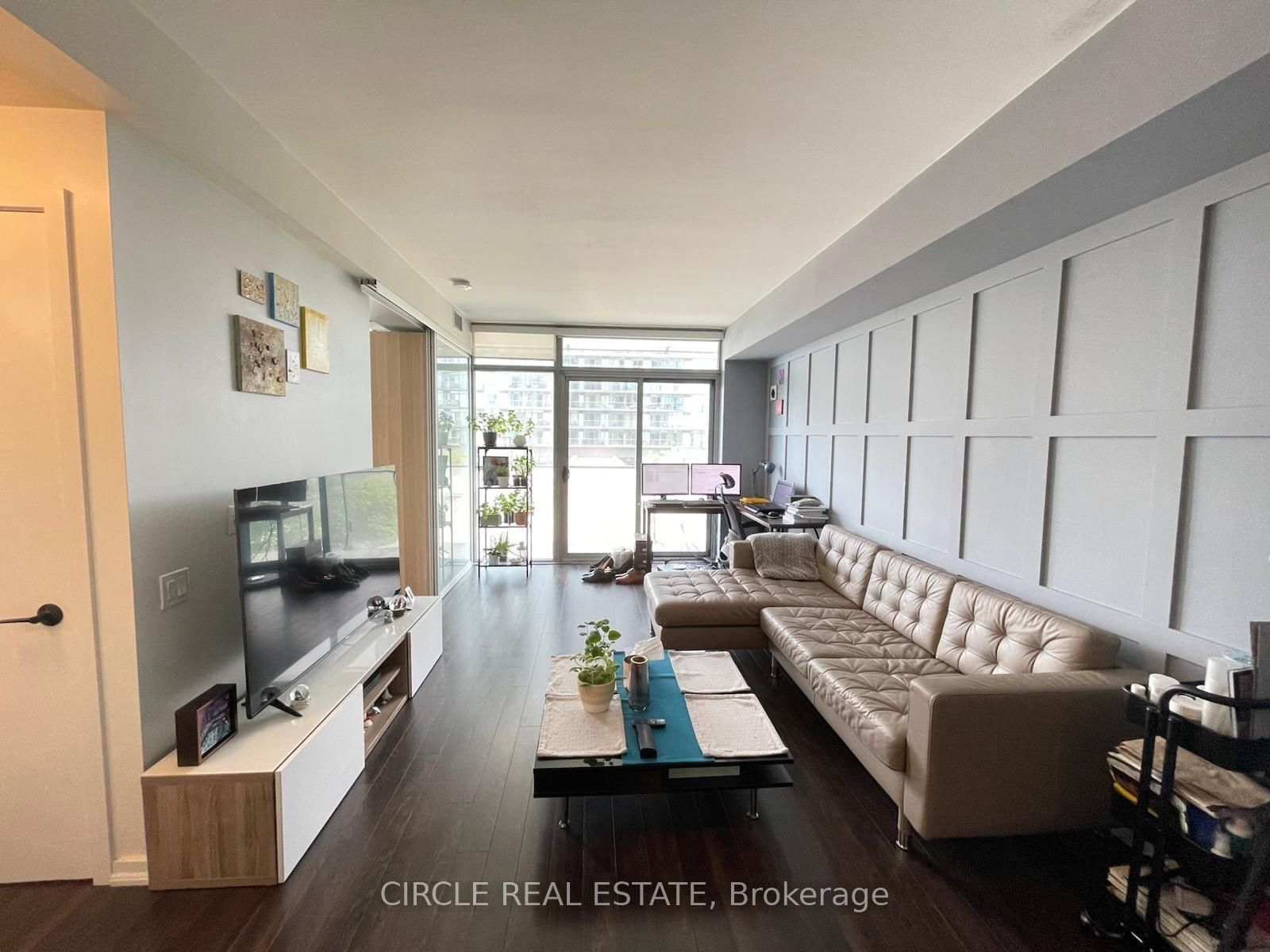 103 The Queensway Avenue N 309