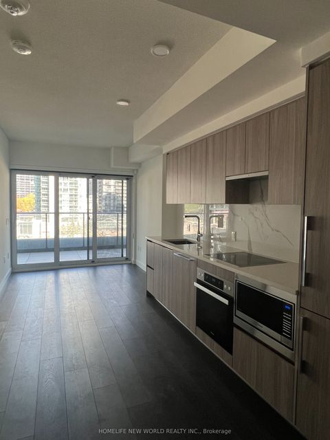 1 Concord Cityplace Way 501 Toronto ON M5V 0X3