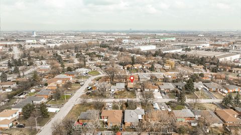 23 Dunster Crescent Brampton ON L6T 3J8