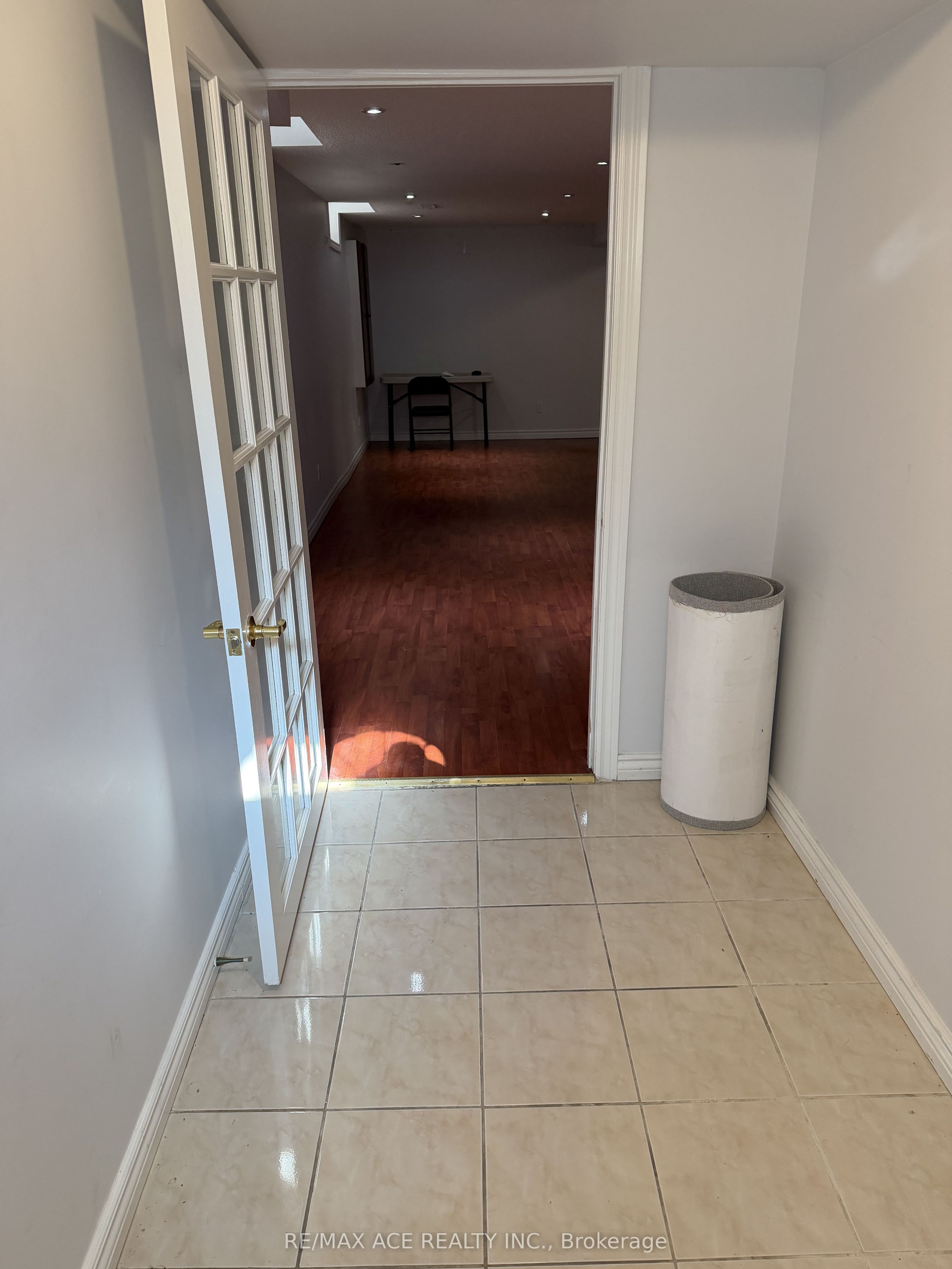 192 Featherstone Avenue Basement