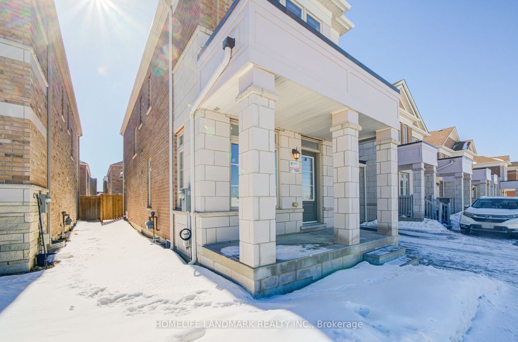 Photo of 127 Decast Crescent, Markham, ON L6B 1N8 (MLS # N12898150)