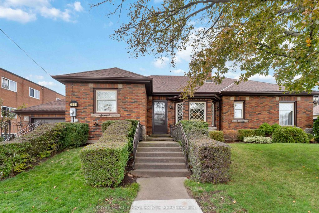 Photo of 3835 Main Street, Niagara Falls, ON L2G 6B4 (MLS # X12773922)