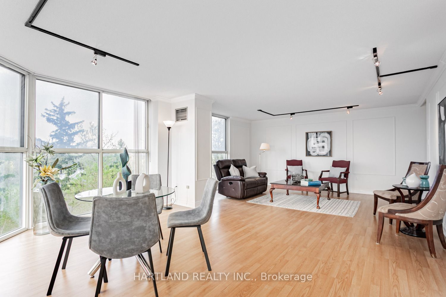 600 Rexdale Boulevard 306