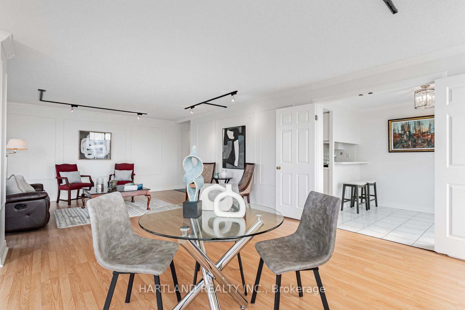 600 Rexdale Boulevard 306