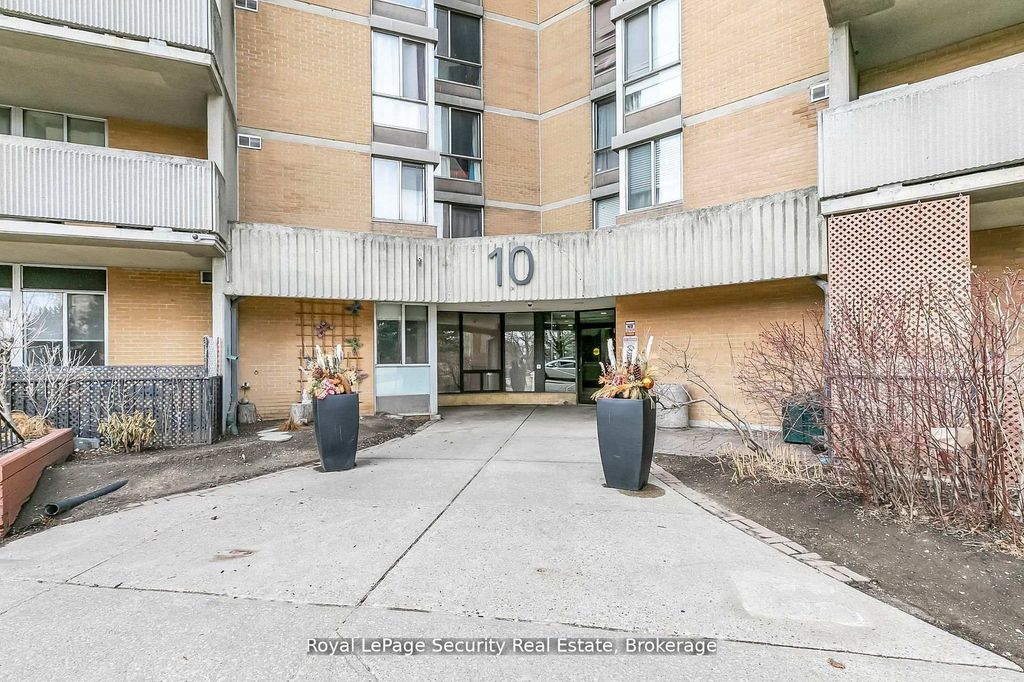 Photo of 10 Martha Eaton Way #2413, Toronto, ON M6M 5B3 (MLS # W13145390)
