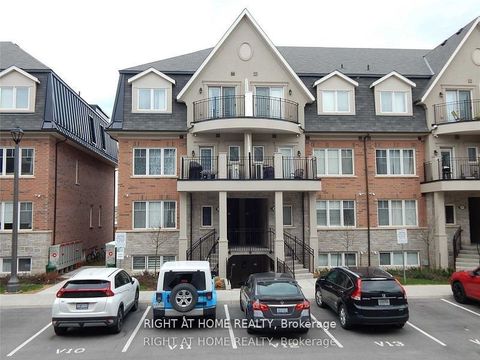 2420 Baronwood Drive 29-04 Oakville ON L6M 0X6