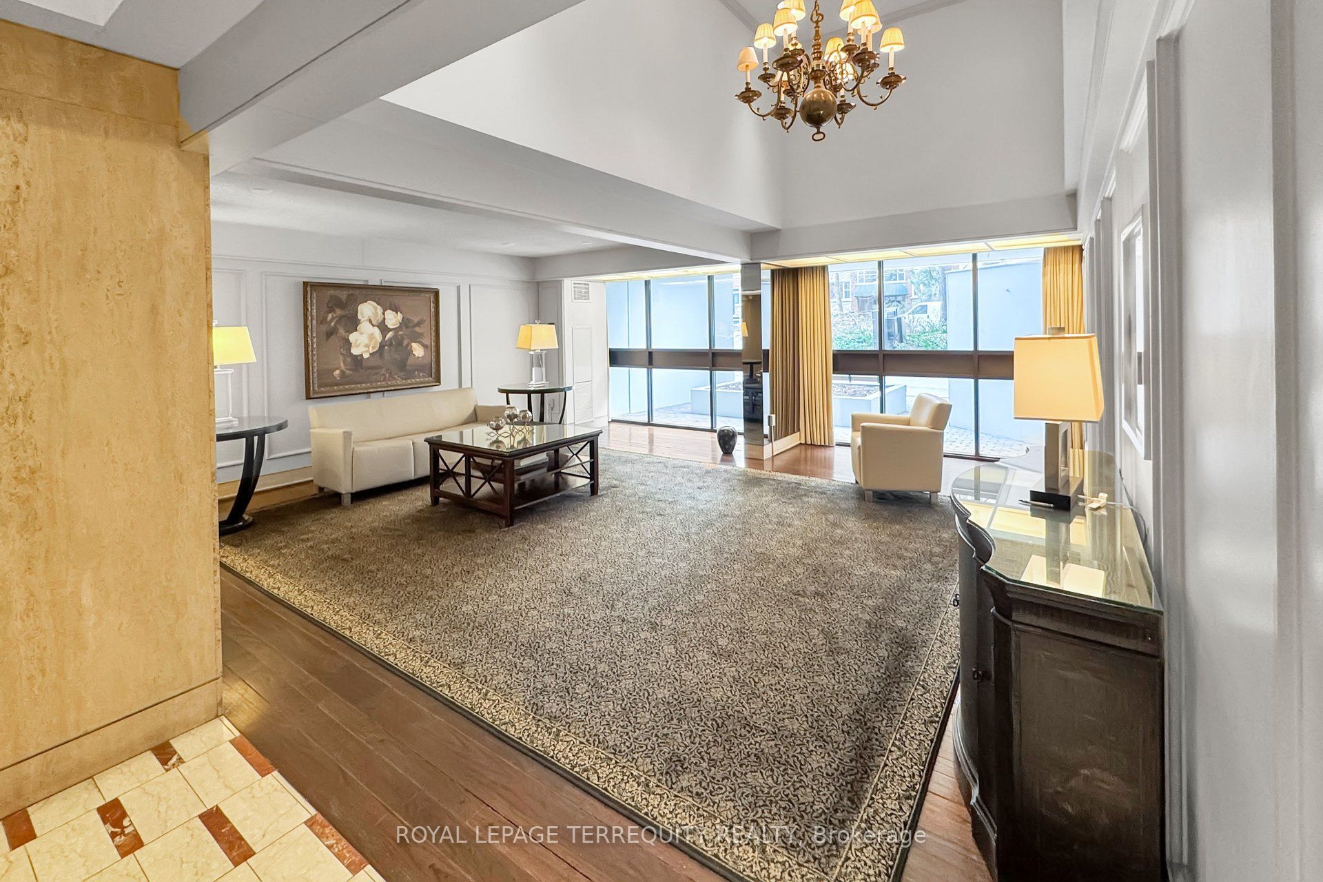 100 Quebec Avenue W 1408