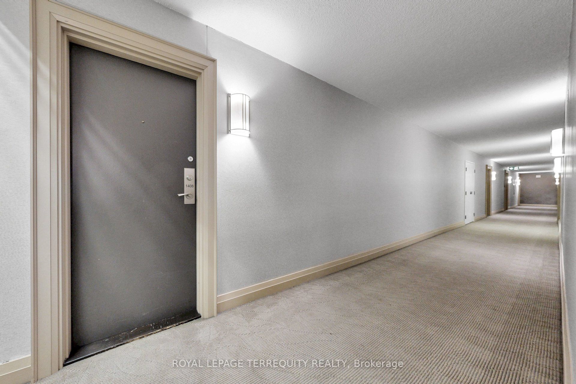 100 Quebec Avenue W 1408