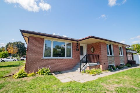 Photo of 65 Bridgenorth Crescent, Toronto, ON M9V 2M5 (MLS # W12393111)