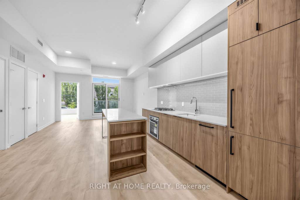 Photo of 722 Marlee Avenue #207, Toronto, ON M6B 3J7 (MLS # W13685844)
