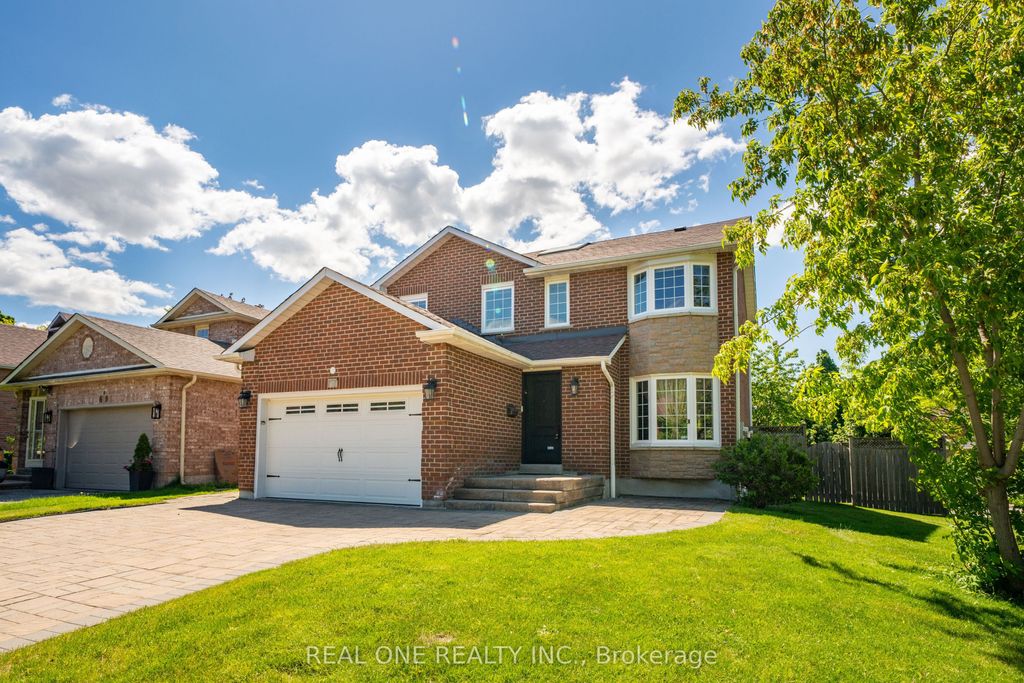 Photo of 67 Eleanor Circle, Richmond Hill, ON L4C 6K6 (MLS # N13226138)