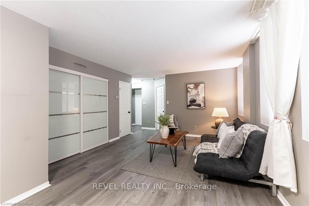 Photo of 36 James Street S #303, Hamilton, ON L8P 4W4 (MLS # X12723136)
