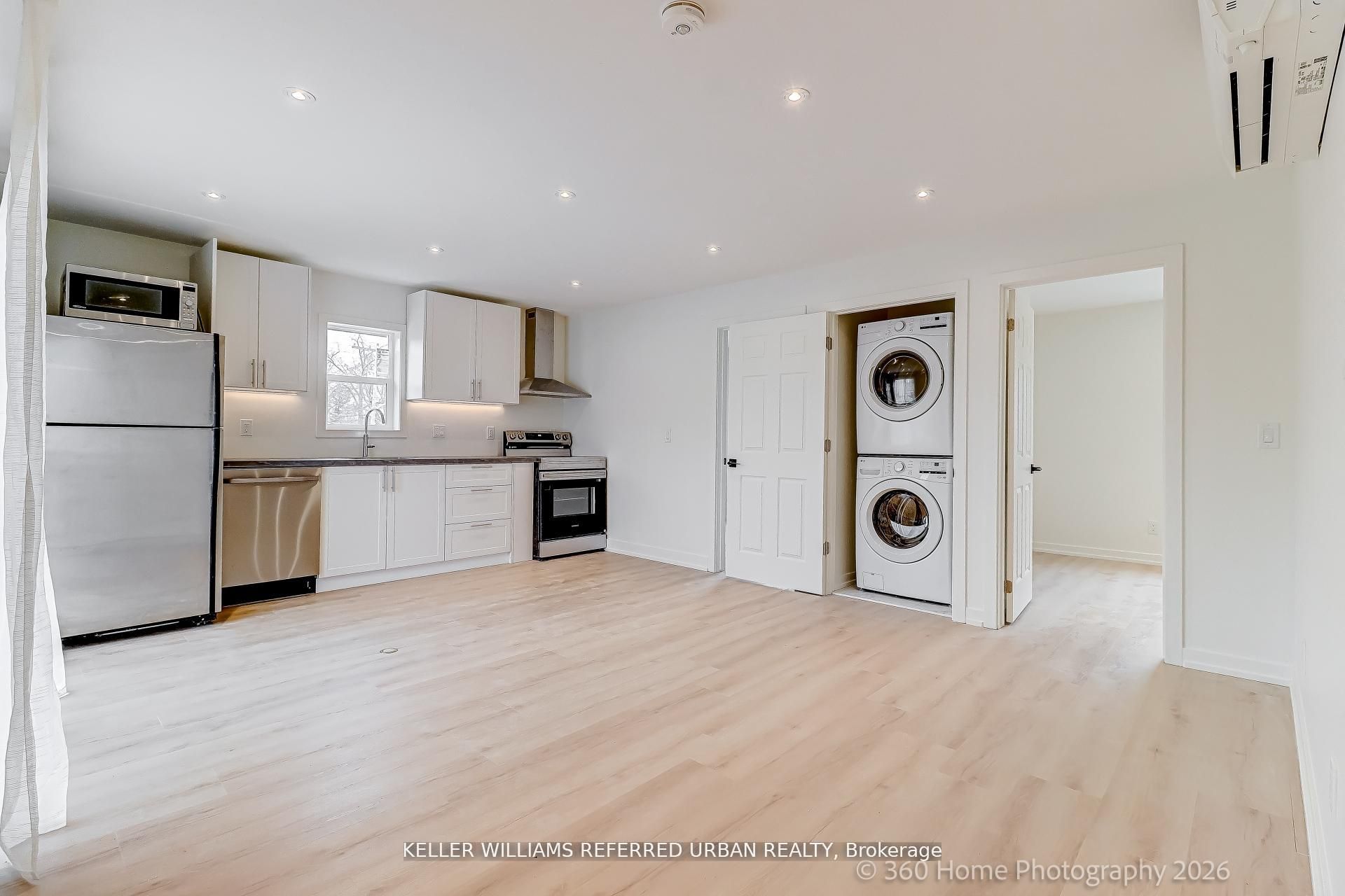 84 Foch Avenue 2