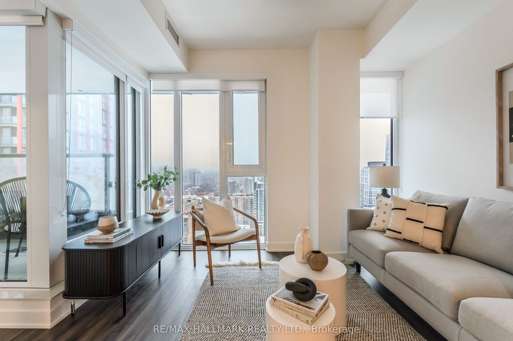 Photo of 70 Princess Street #2401 E, Toronto, ON M5A 0X6 (MLS # C12840888)