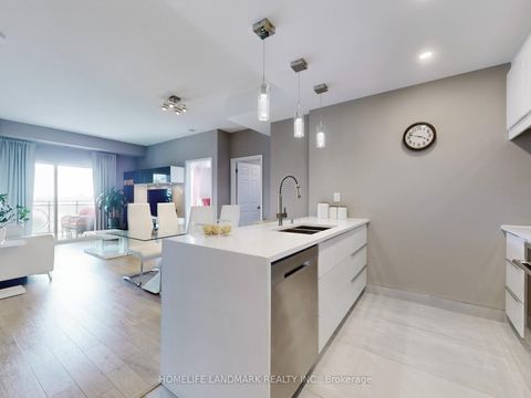 8 Maison Parc Court 619 Vaughan ON L4J 9K5