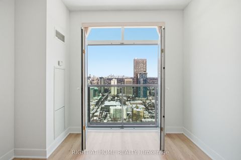 120 Homewood Avenue 3302 Toronto ON M4Y 2J3