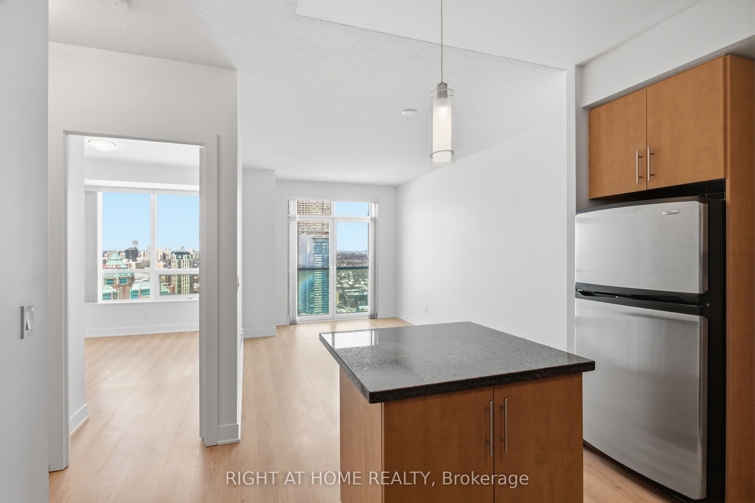 120 Homewood Avenue 3302