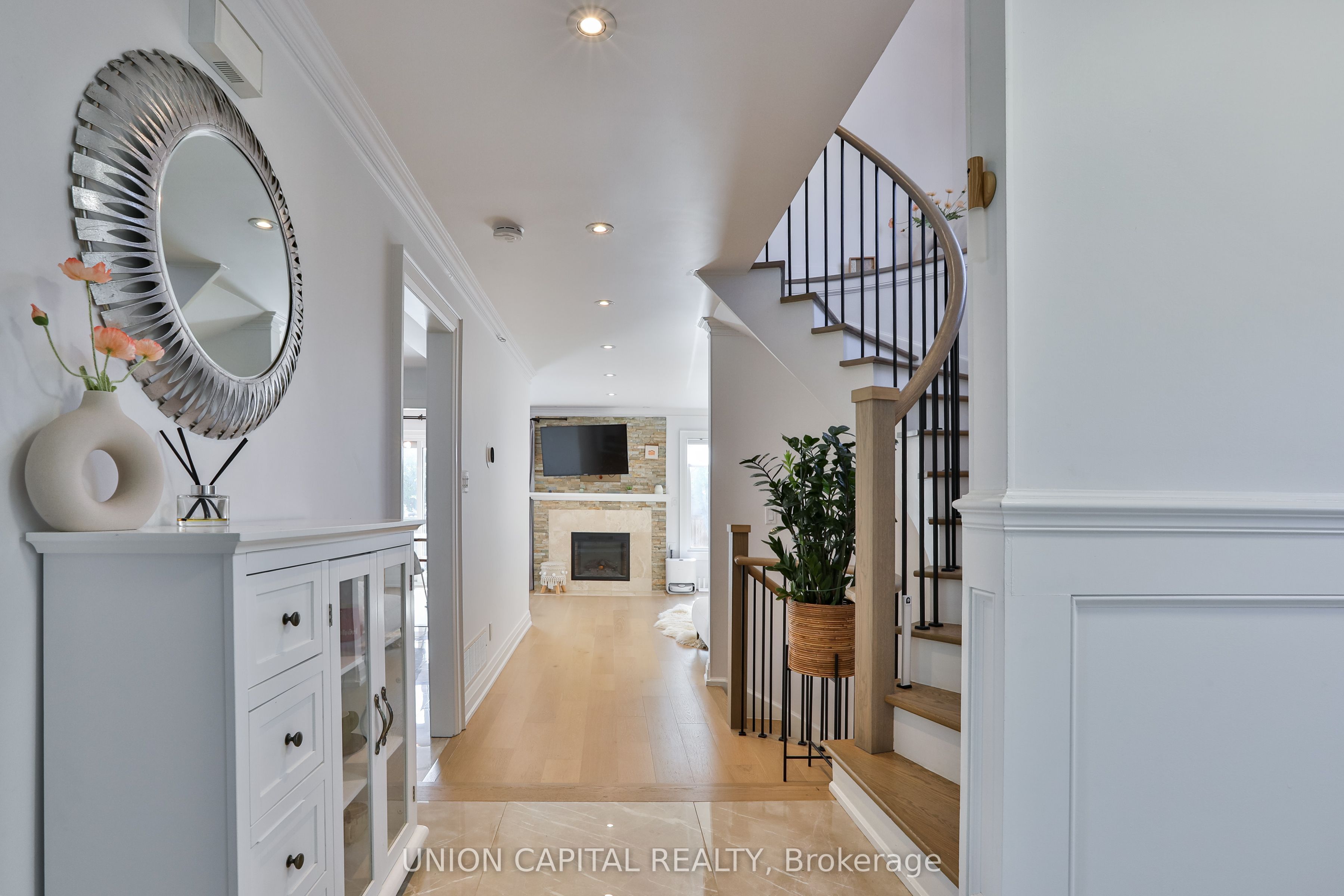 168 Kingsbridge Garden Circle