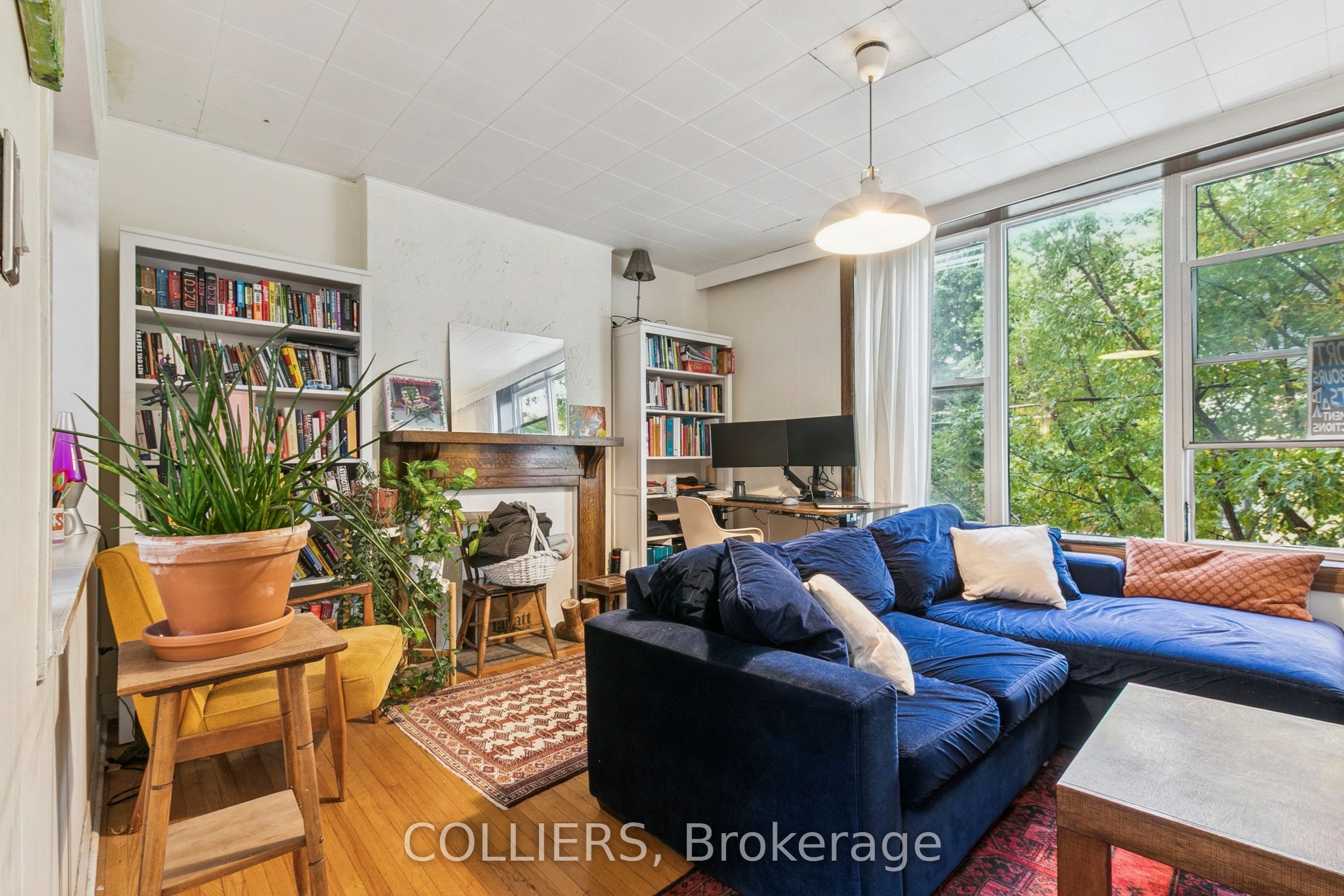 343-347 Roncesvalles Avenue