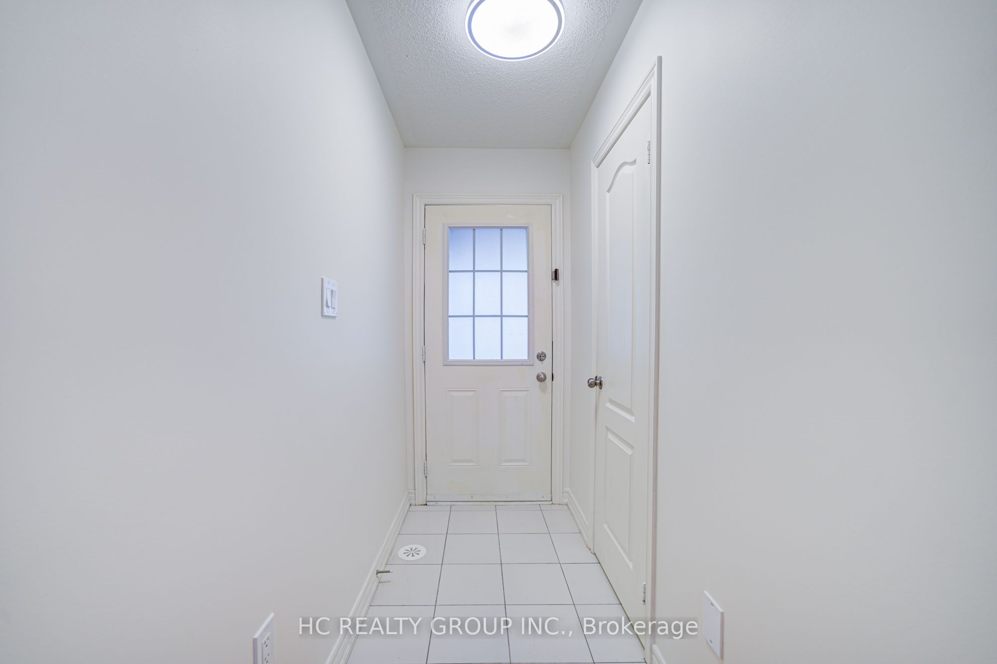 158 Roy Grove Way