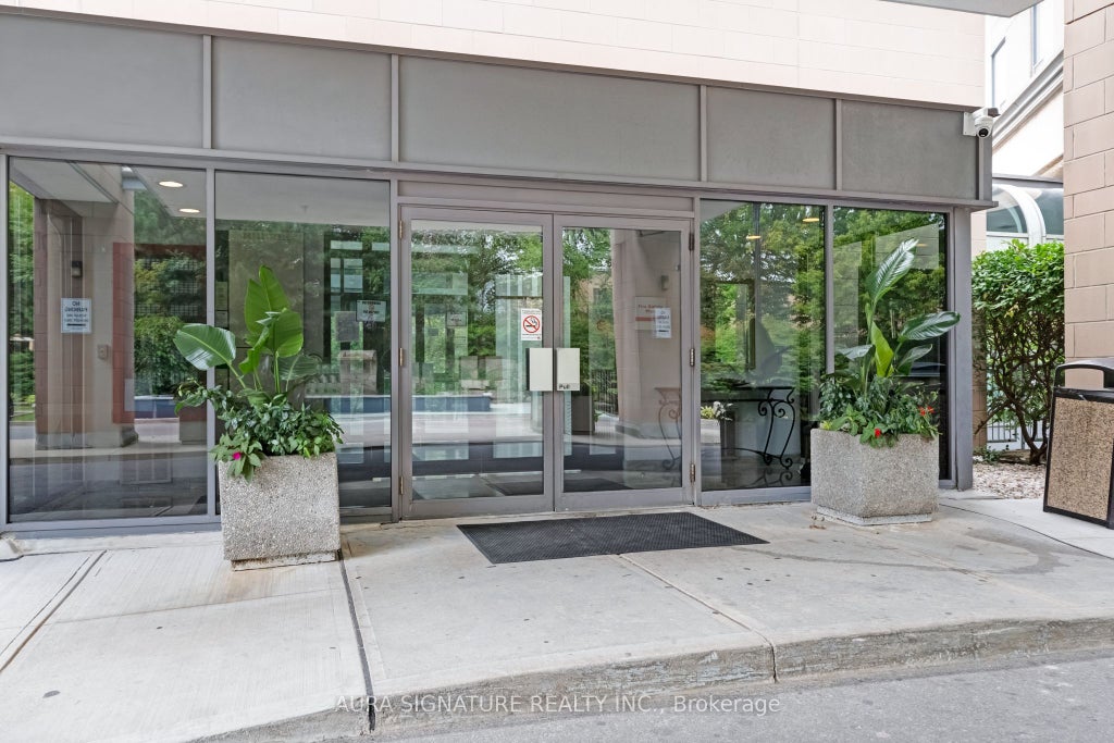 Photo of 3 Hickory Tree Road #1010, Toronto, ON M9N 3W5 (MLS # W13853724)