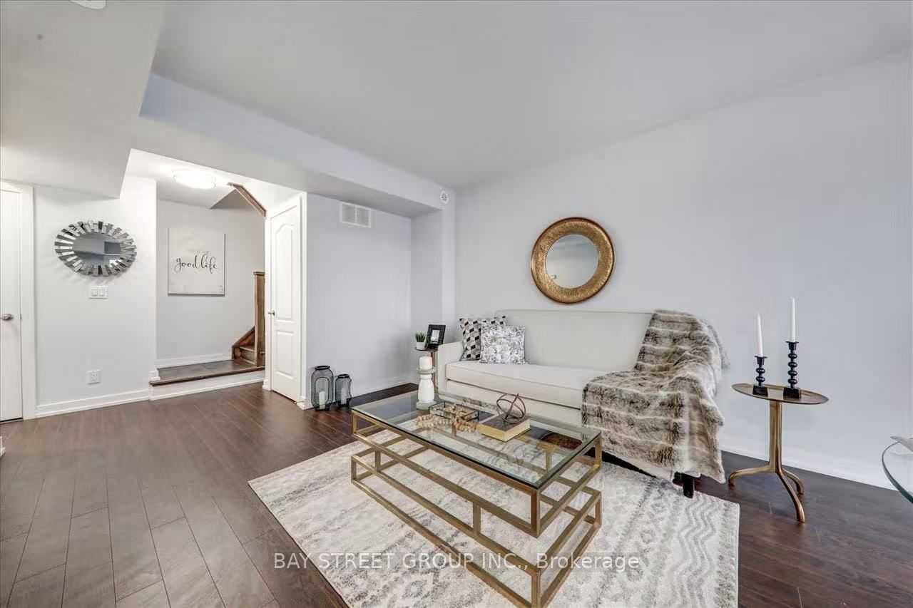 20 Dunsheath Way 311