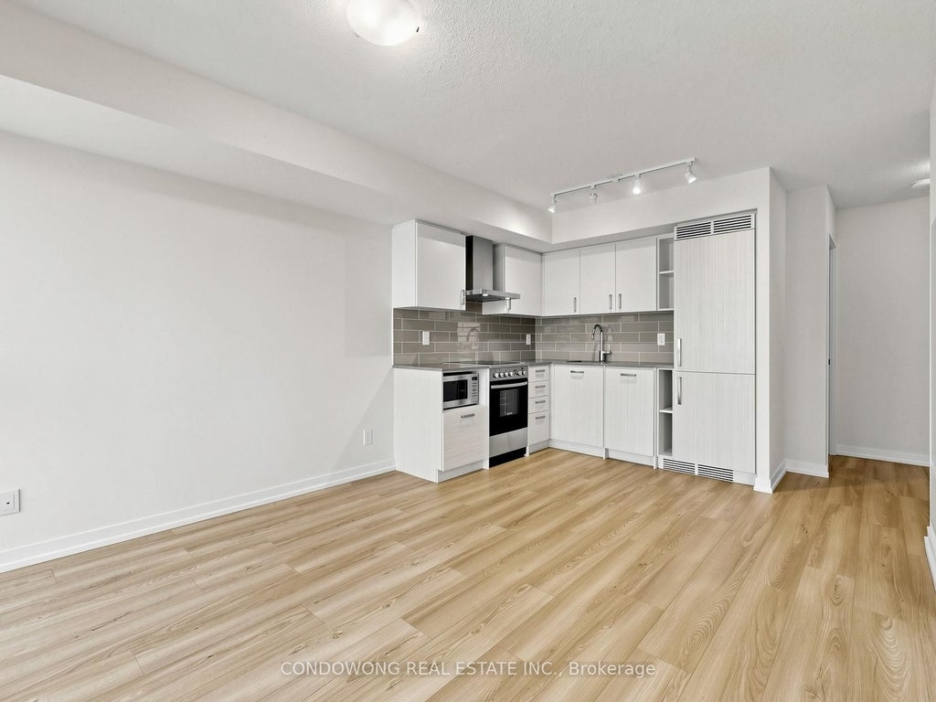 Photo of 125 Redpath Avenue #1803, Toronto, ON M4S 0B5 (MLS # C14114774)