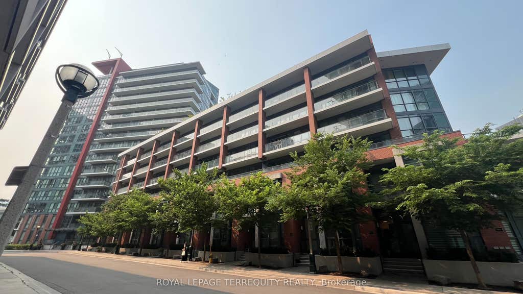 Photo of 50 Bruyeres Mews #532, Toronto, ON M5V 0H8 (MLS # C13702524)