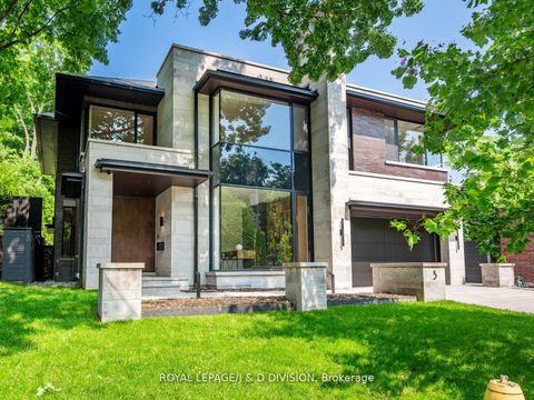 Photo of 5 Fidelia Avenue, Toronto, ON M4N 3E7 (MLS # C12408627)
