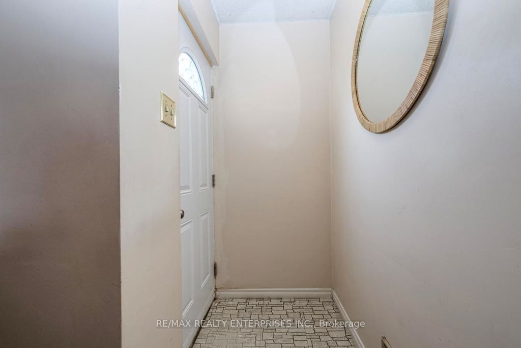 Photo of 2170 Bromsgrove Road #186, Mississauga, ON L5J 4J2 (MLS # W12922248)