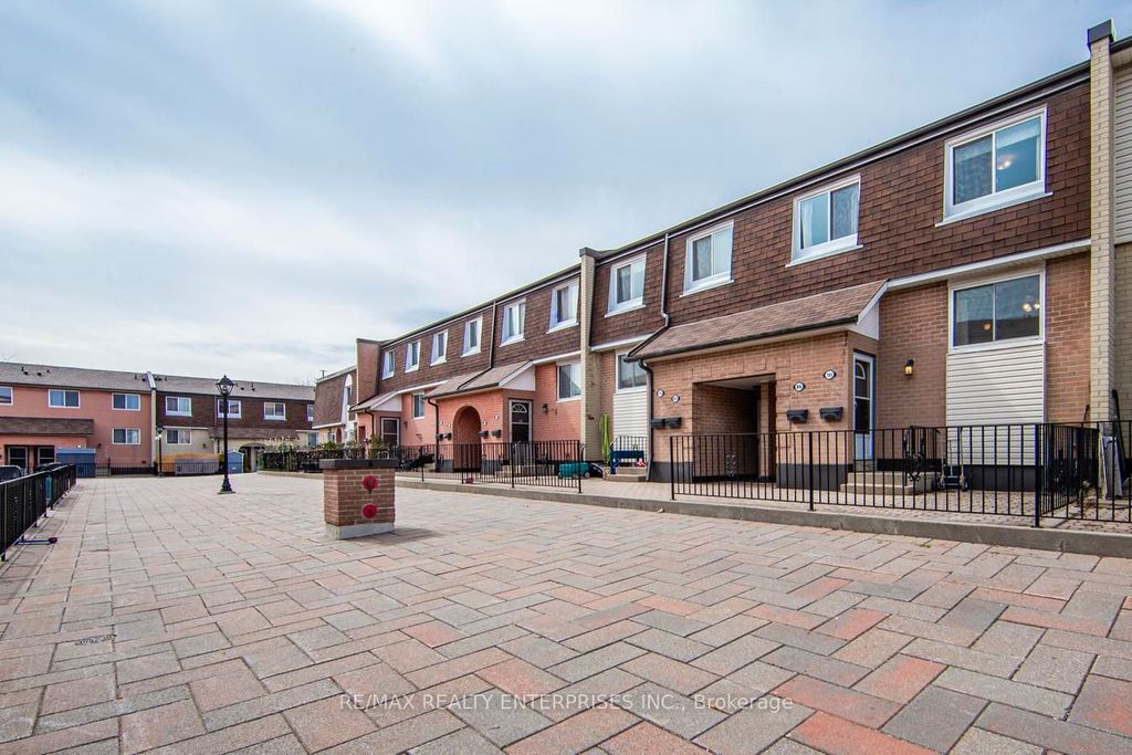 Photo of 2170 Bromsgrove Road #186, Mississauga, ON L5J 4J2 (MLS # W12922248)