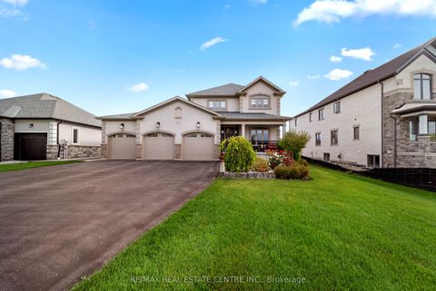 Photo of 303 Sunnybrae Avenue, Innisfil, ON L9S 1E5 (MLS # N12461881)