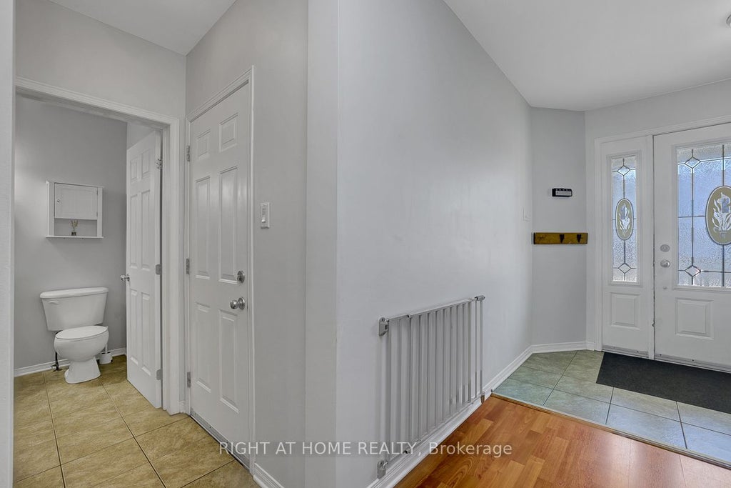 Photo of 70 Frieday Street, Arnprior, ON K7S 0A6 (MLS # X13707298)