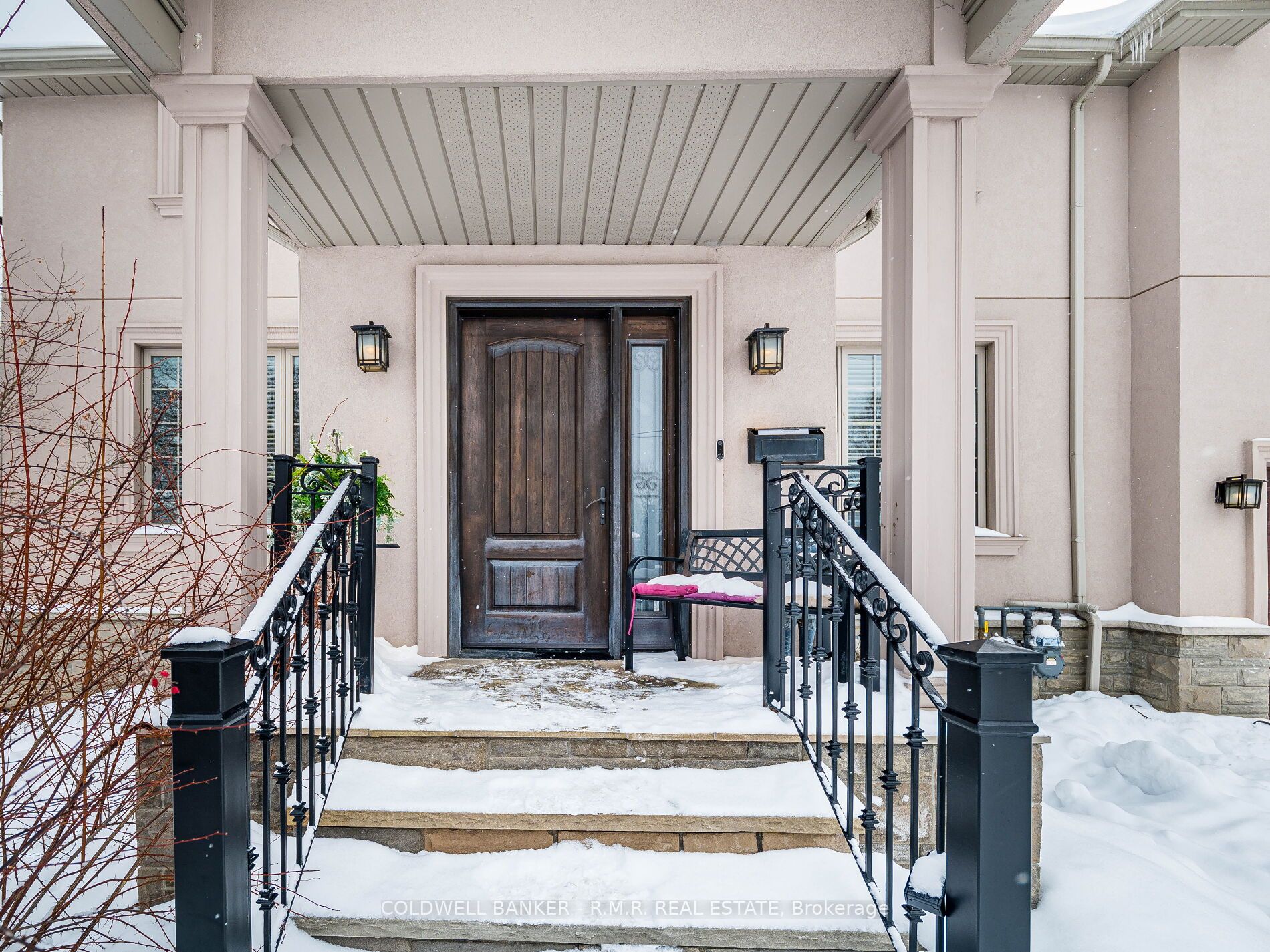 17 Lockheed Boulevard