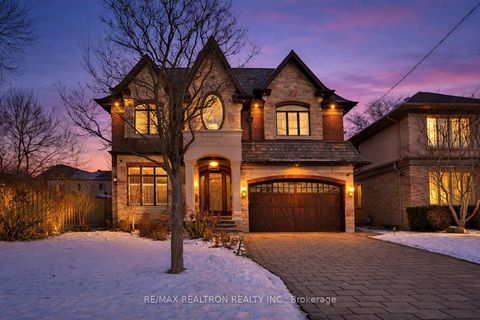 Photo of 77 Tamworth Road, Toronto, ON M2N 2N8 (MLS # C12709914)