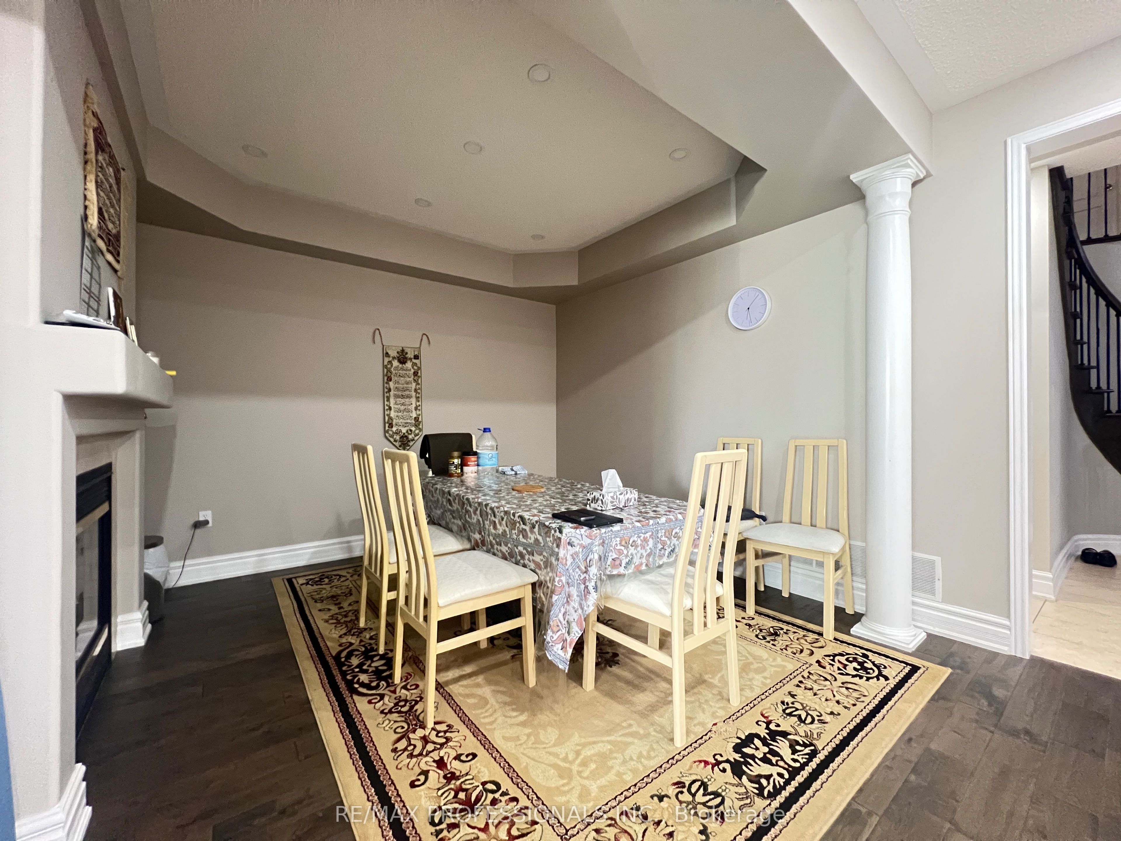 3895 Henrietta Way