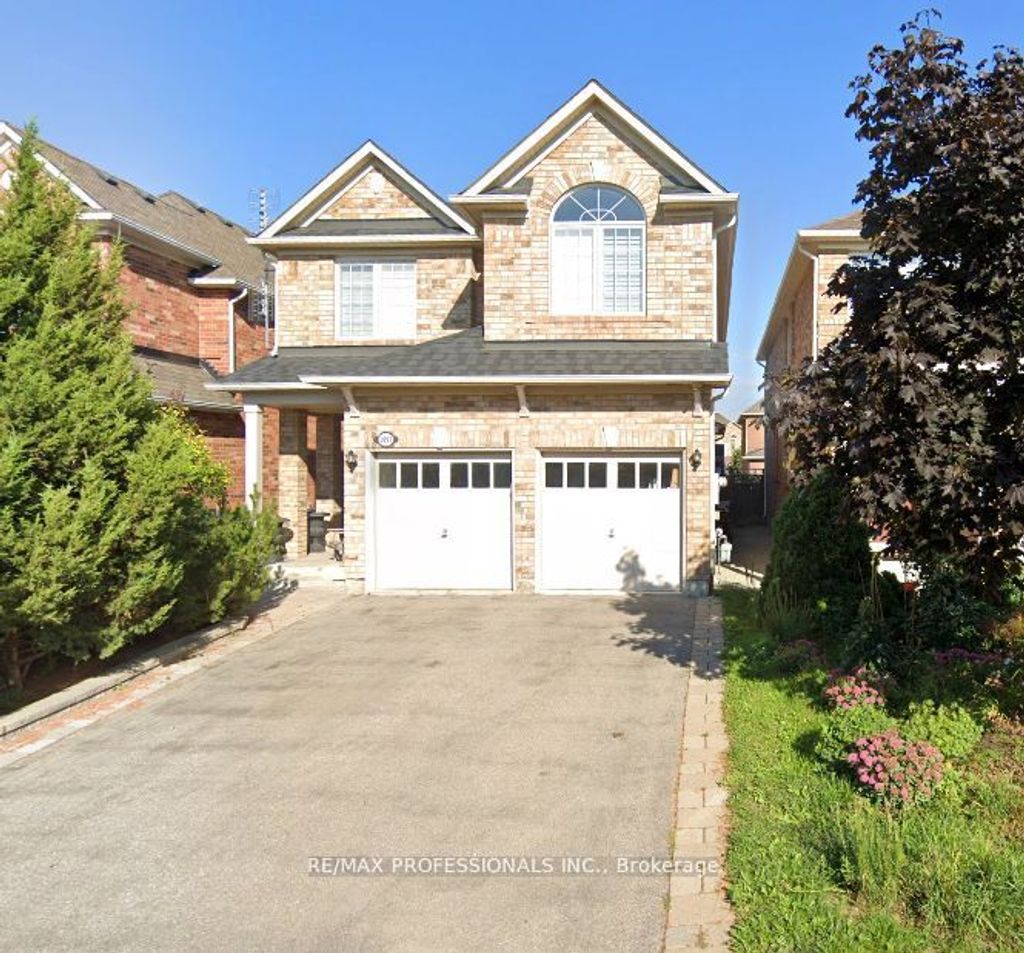 Photo of 3895 Henrietta Way, Mississauga, ON L5M 7Y4 (MLS # W13093826)