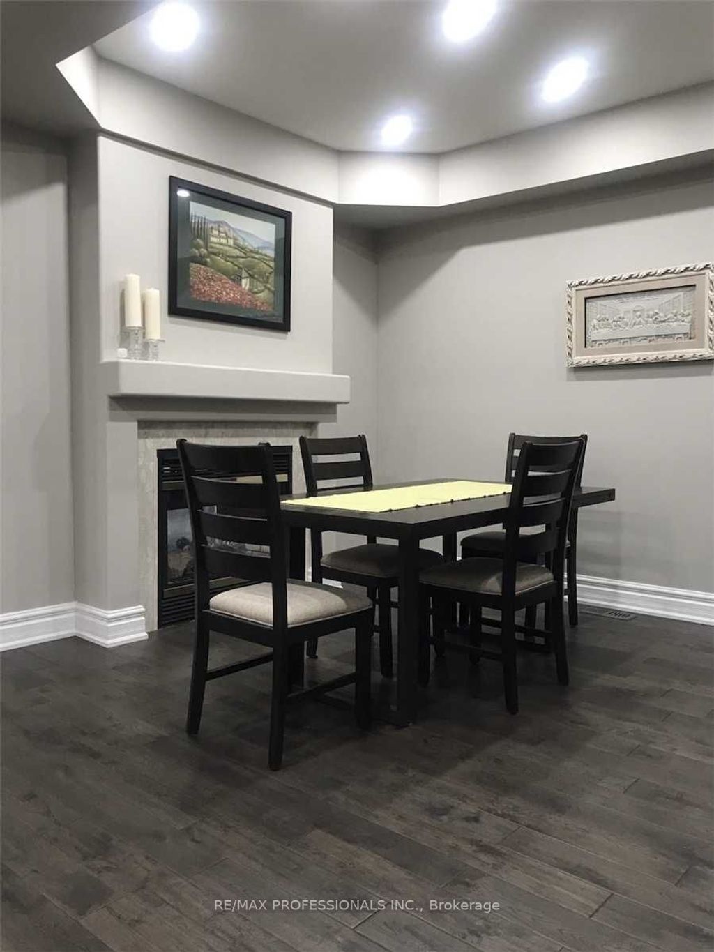 Photo of 3895 Henrietta Way, Mississauga, ON L5M 7Y4 (MLS # W13093826)