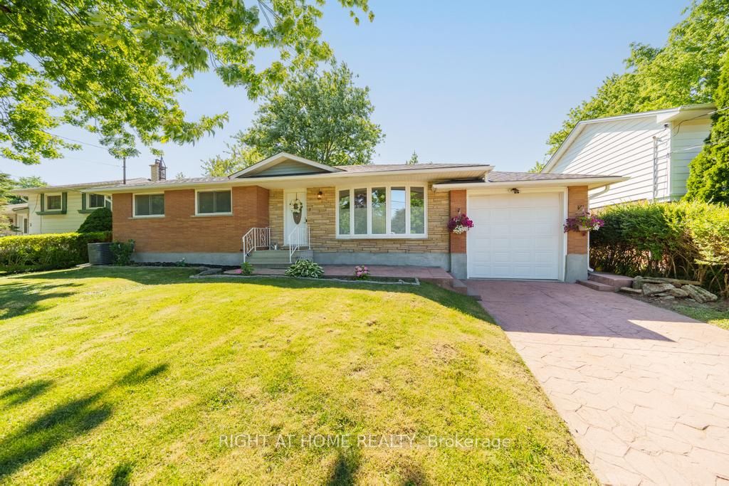 7 Wallis Avenue