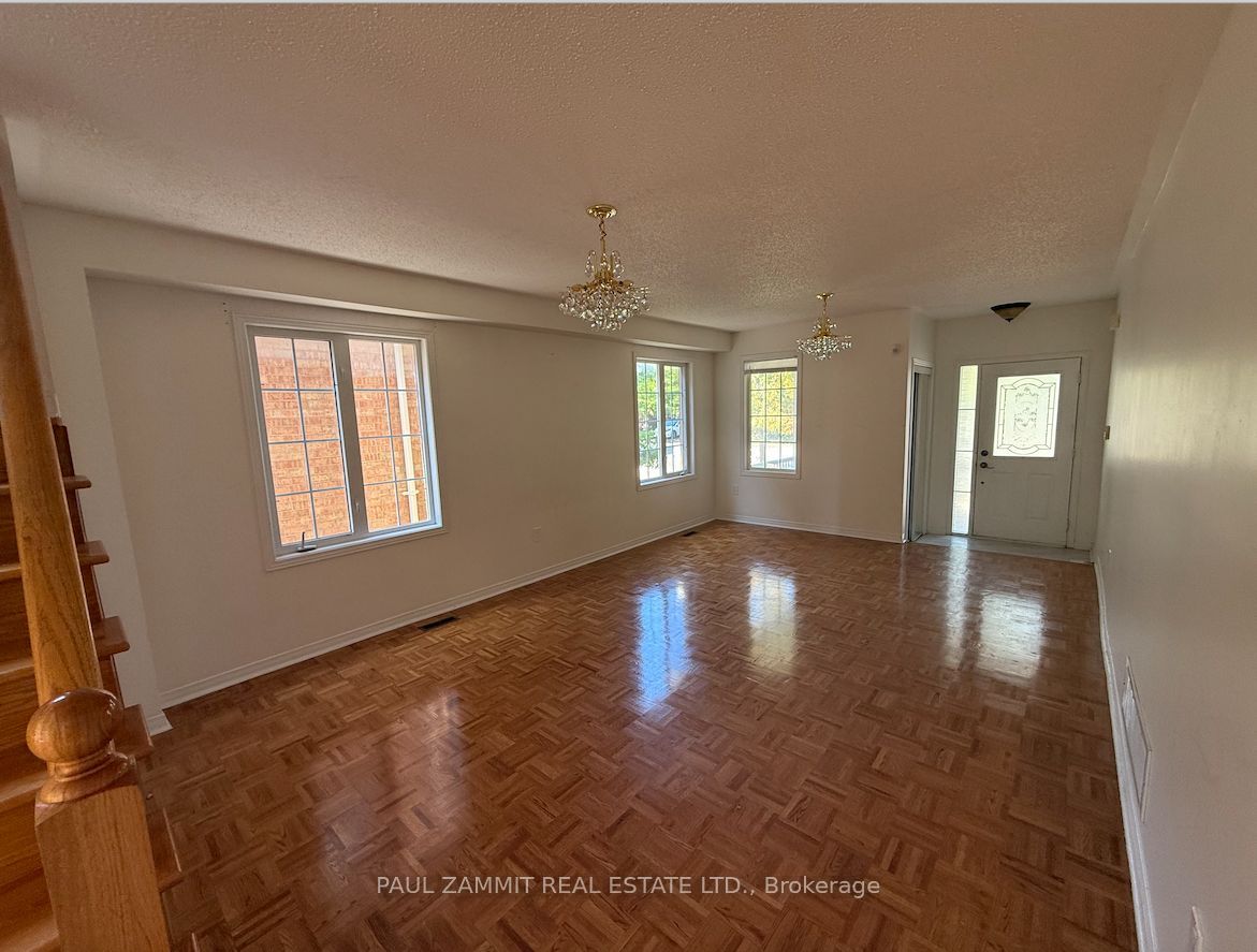 83 Novella Road