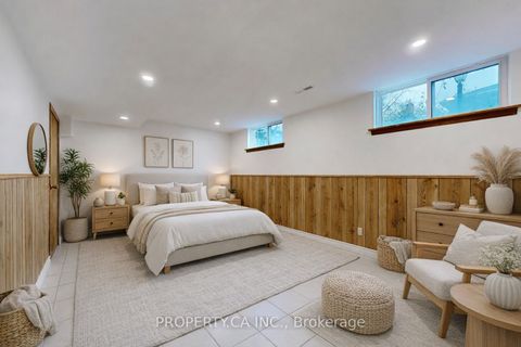 1469 Brentano Boulevard Mississauga ON L4X 1A2